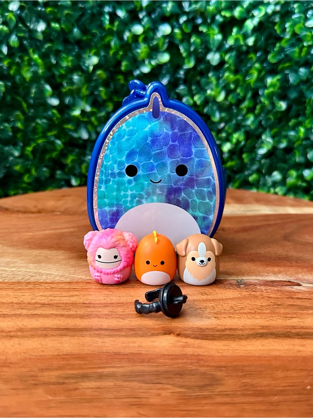 Squish-a-longs Clip-a-longs Damien the Dinosaur Set (Amideus, Caparinne, Andres)